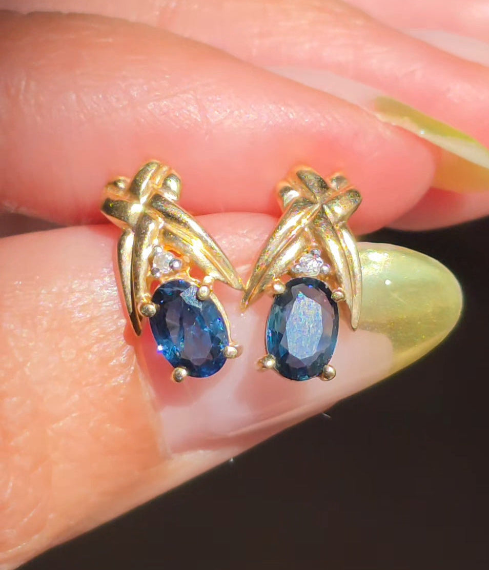 Cute 10k Gold 1.0tcw Sapphire & Diamond Accent Dainty Drop Post Earrings