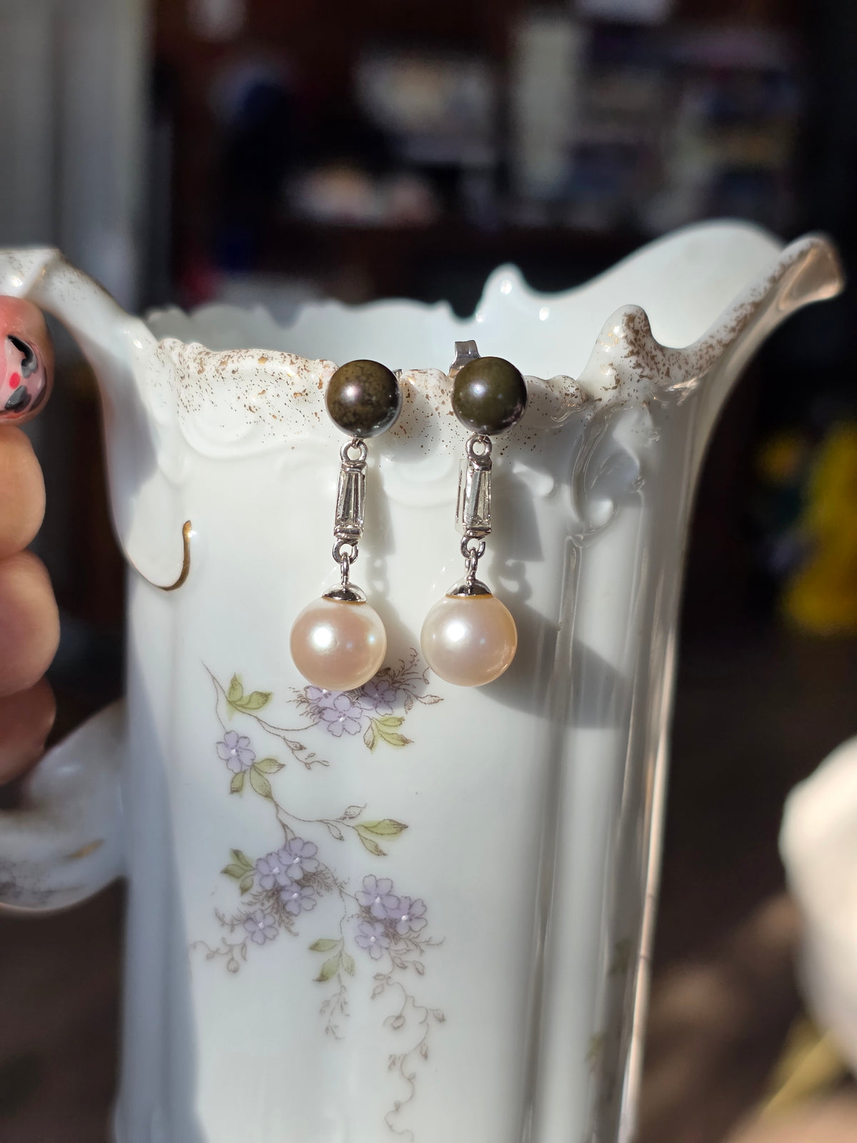 Gorgeous Elegant 14k White Gold Brown + Cream Pearl & Diamond Drop Earrings