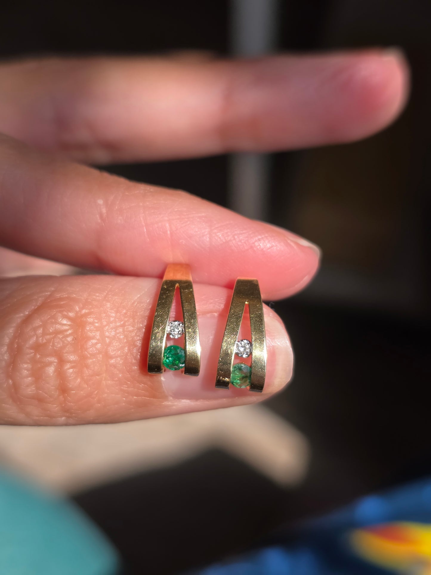 Unique 14k Gold Emerald & Diamond Tapered V Stud Earrings