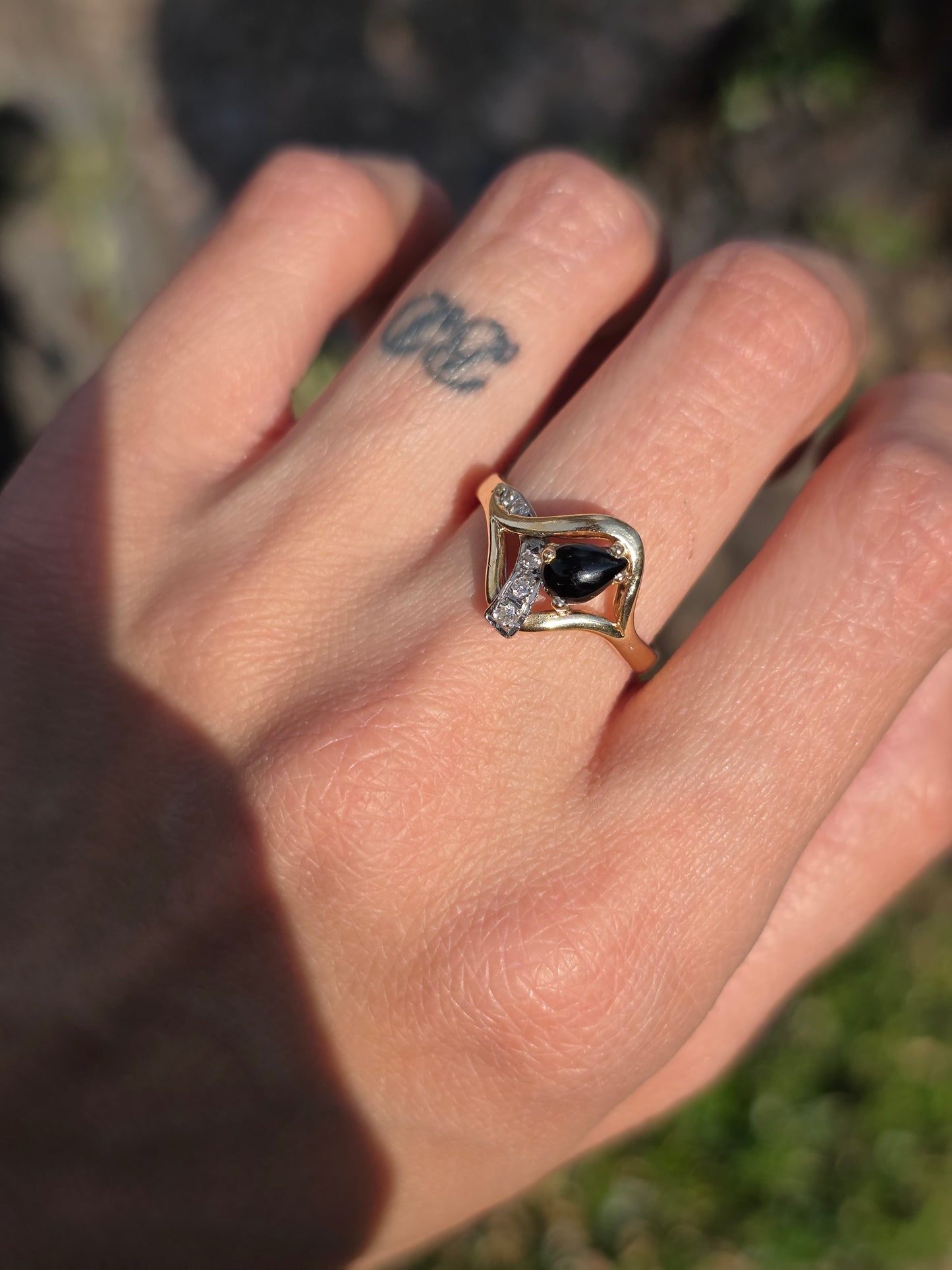 Awesome 14k Gold Black Onyx &  Diamond Modernist Ring Size 6.75