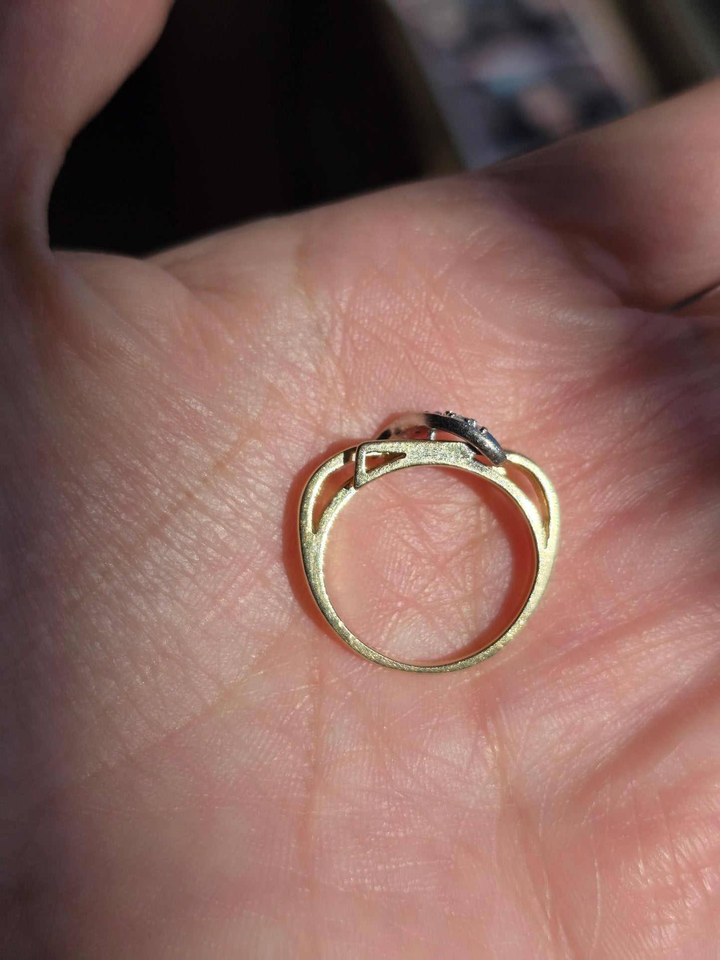 14k Gold Unique Diamond Accented Open Band Squared Ring Size 4.5