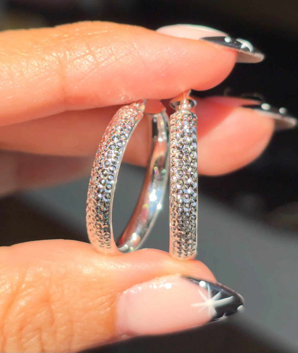 14k White Gold Shimmering Diamond Cut 24mm Hoops