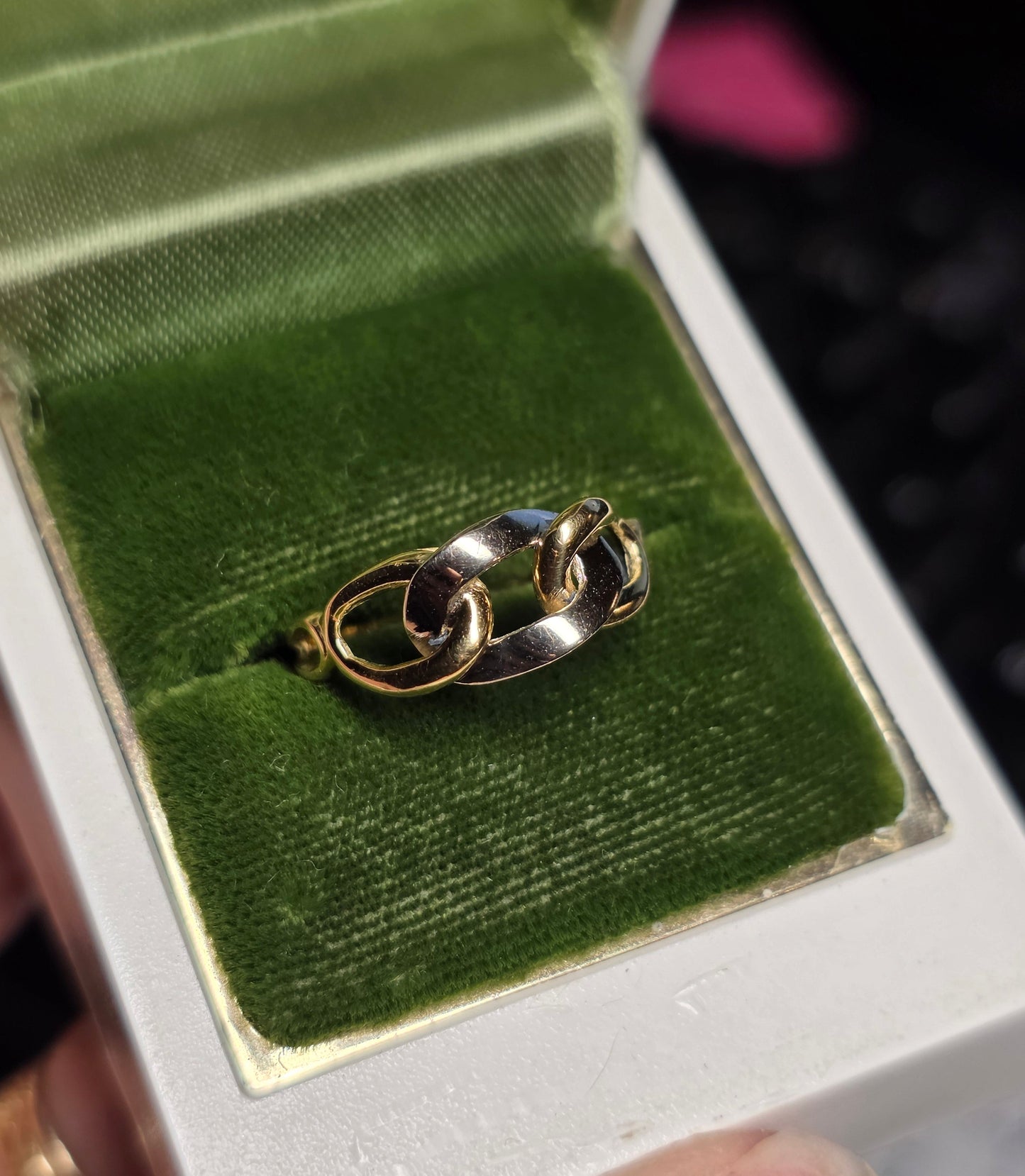 18k Two Toned Curb Chain Ring Size 6.5