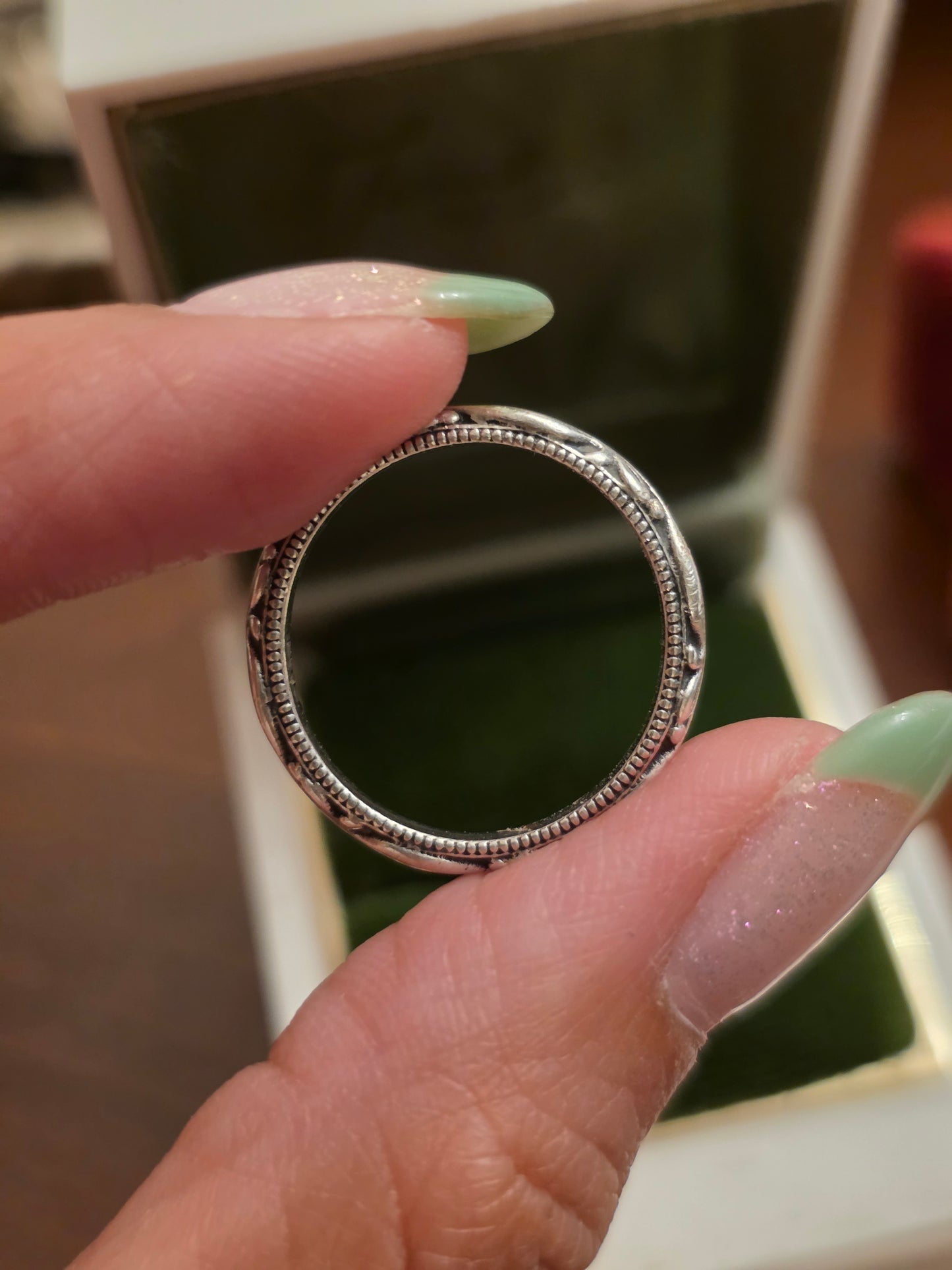 James Avery Sterling Silver Floral Carved Band Ring Size 7