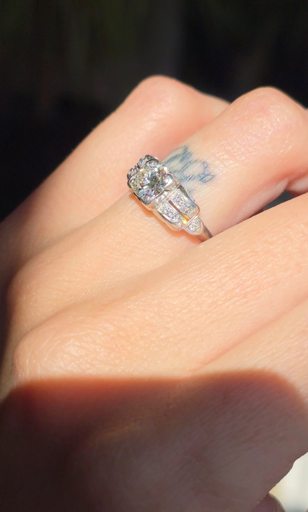 Stunning 1.0CTW OEC Art Deco Style Platinum Diamond Ring Size 4