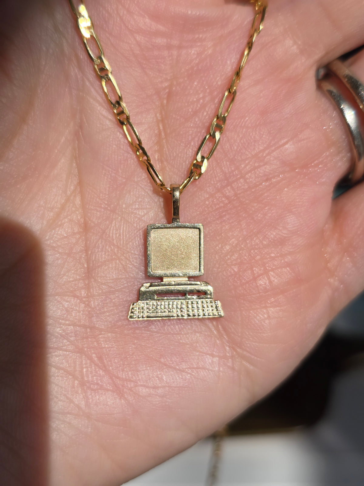 Awesome 14k Gold Retro Desktop Computer Charm (NO CHAIN)