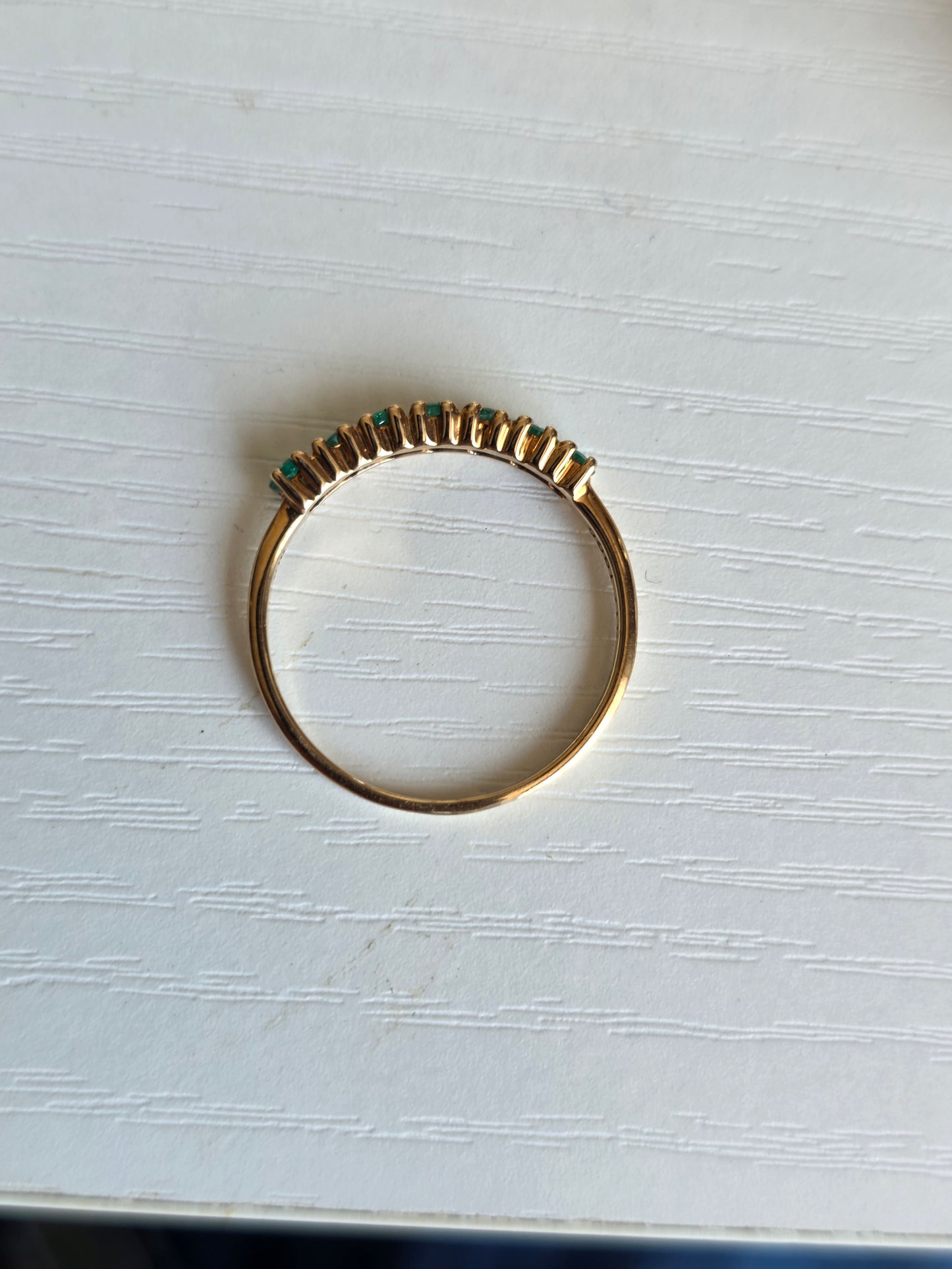 Stunning 10k Gold Emerald Stacker Band Ring Size 8.25