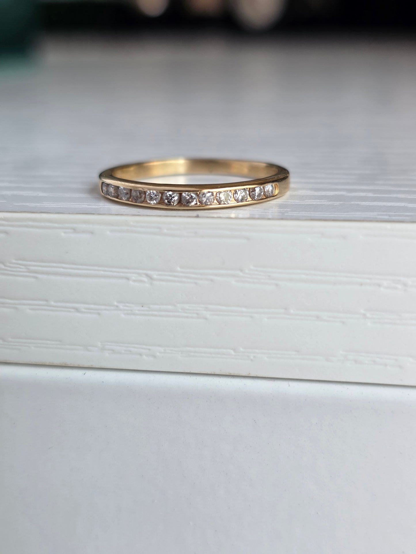 Beautiful 14k Gold Channel Set 1/4CTW Diamond Stacker Band Ring Size 7.5