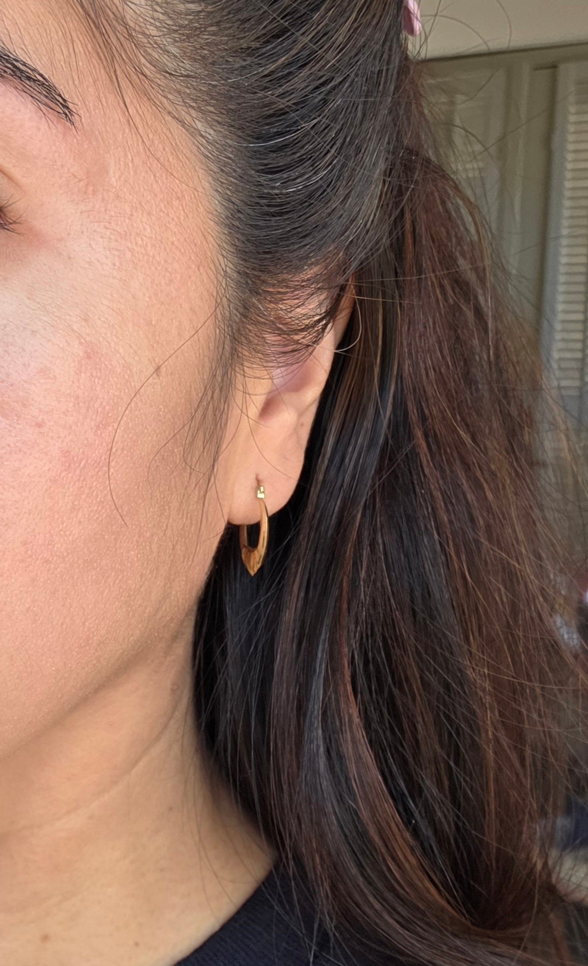 Adorable 14k Gold 3/4" Small Lightweight Heart Hoops