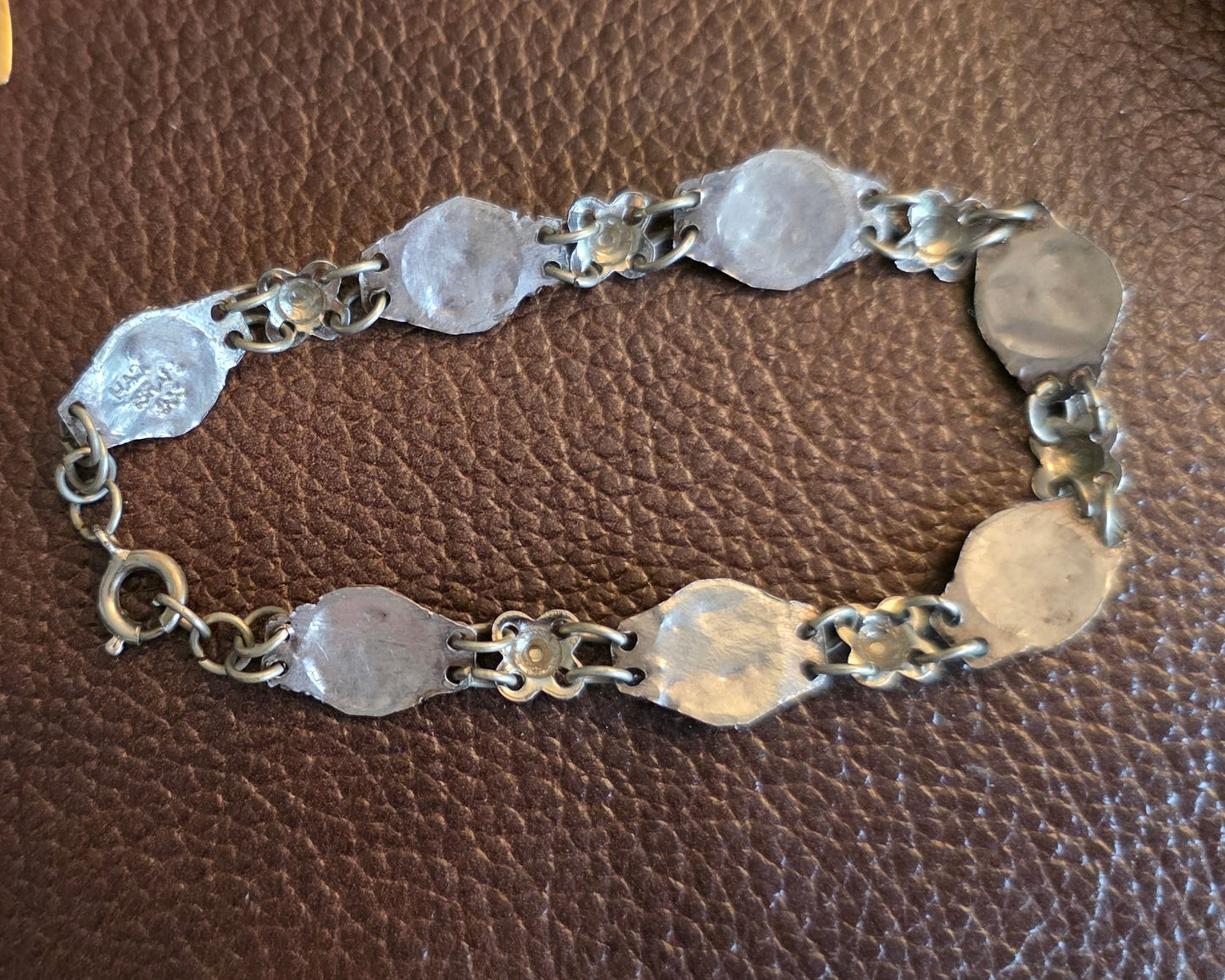 Pretty Sterling Silver Synthetic Red Coral Bracelet 7"