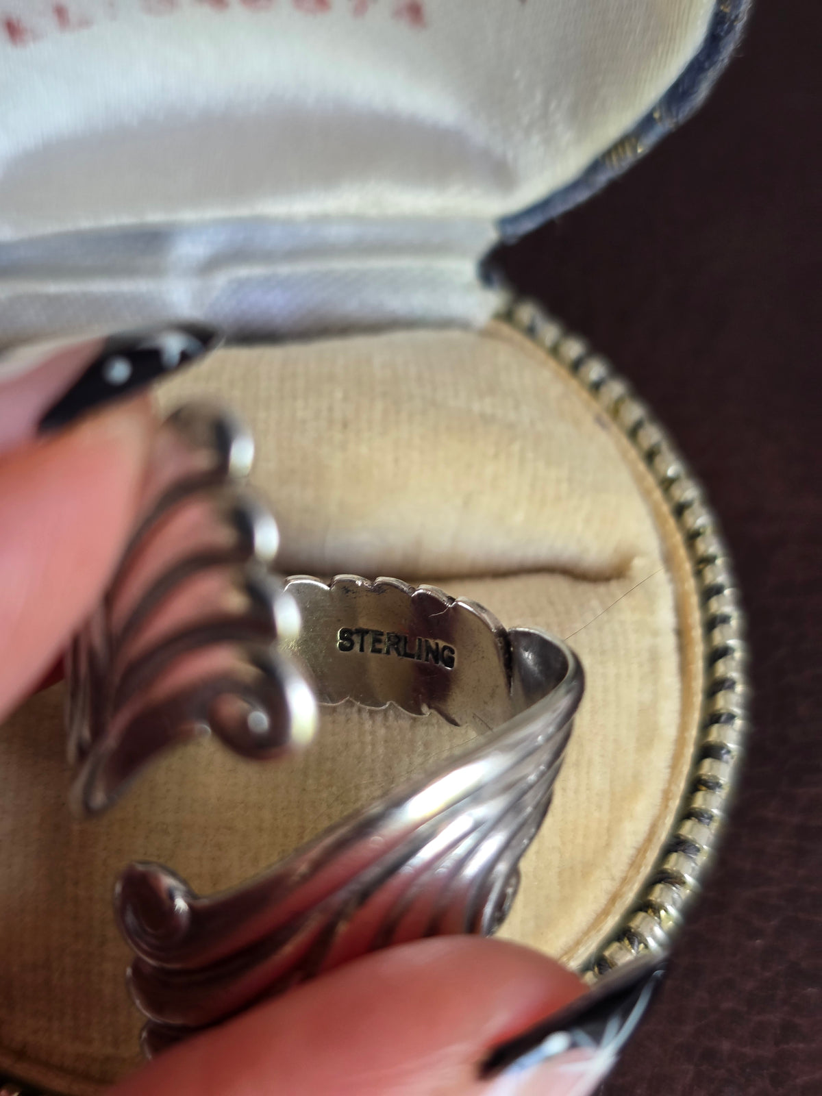 Gorgeous Sterling Silver Open Band Scrollwork Wrap Art Nouveau Style Ring