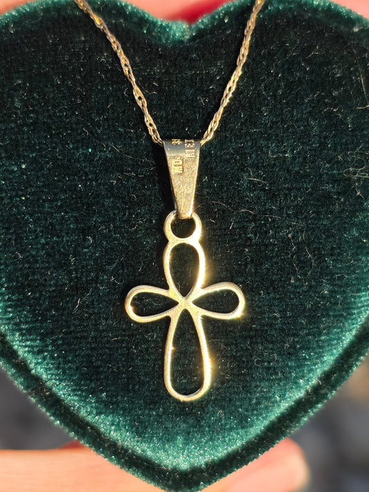 Sweet 14k Gold Lightweight Cross Cut Out Pendant (NO CHAIN)