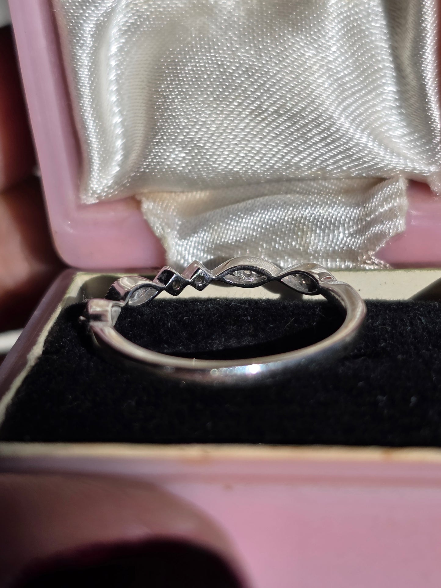 Elegant 14k White Gold Dainty Diamond Stacker Band Size 7.25