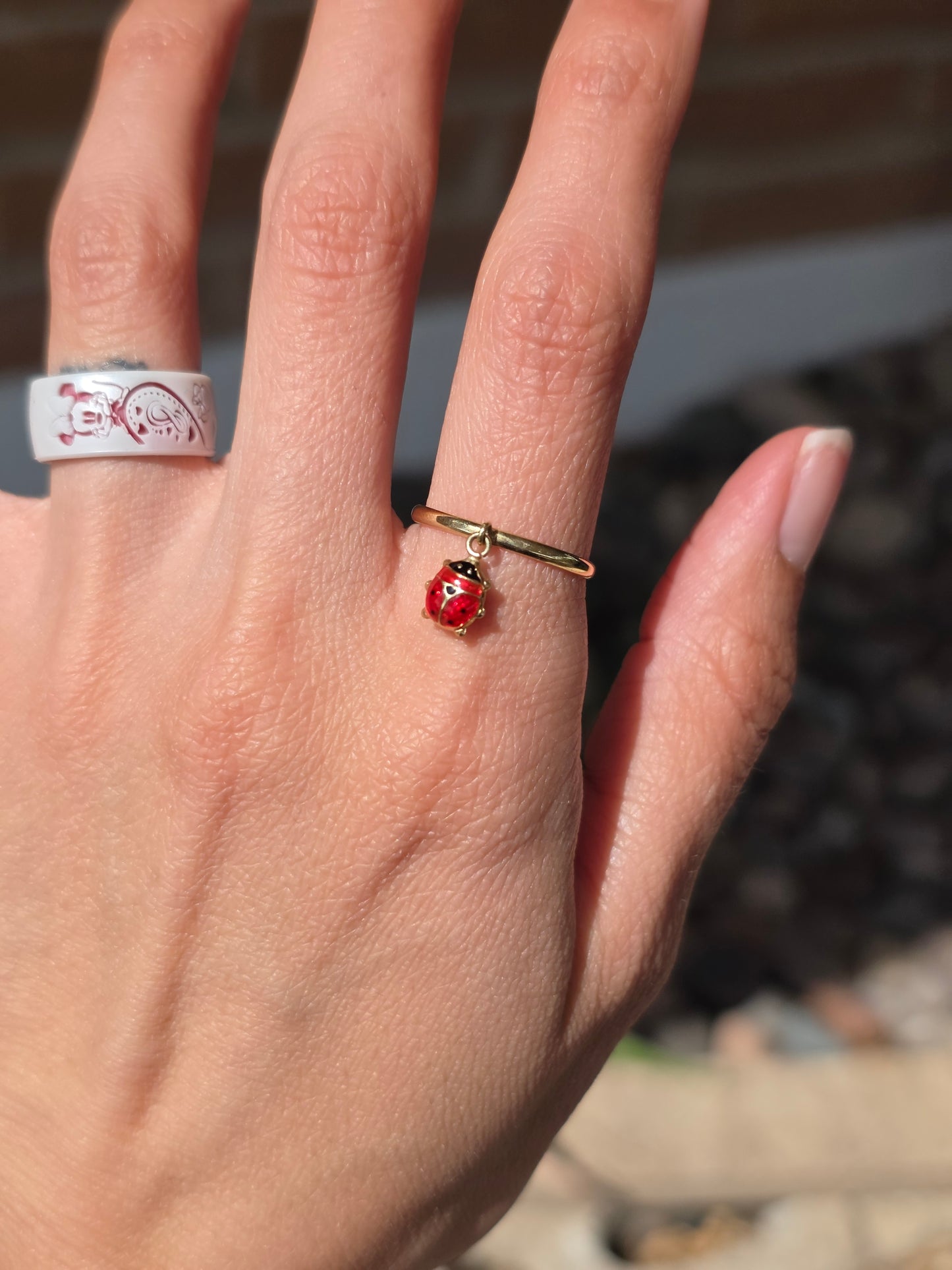 Adorable 10k Gold Italian Made Enamel Ladybug Charm Dangle Ring Size Size 7