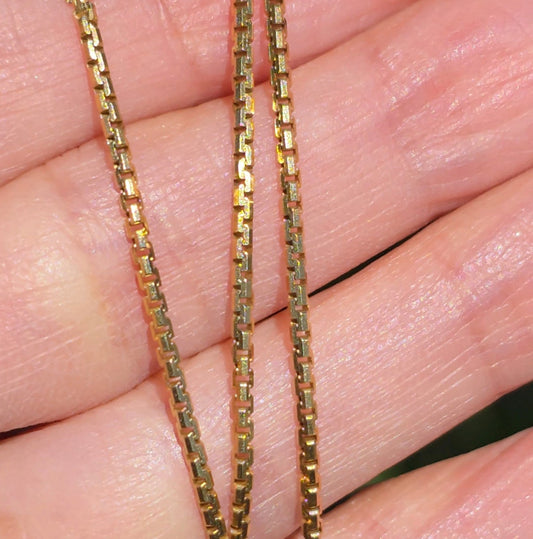 14K Gold Solid 1.4mm Squared Box Chain 17.75"