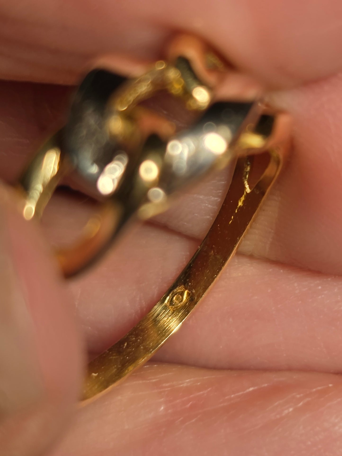 18k Two Toned Curb Chain Ring Size 6.5