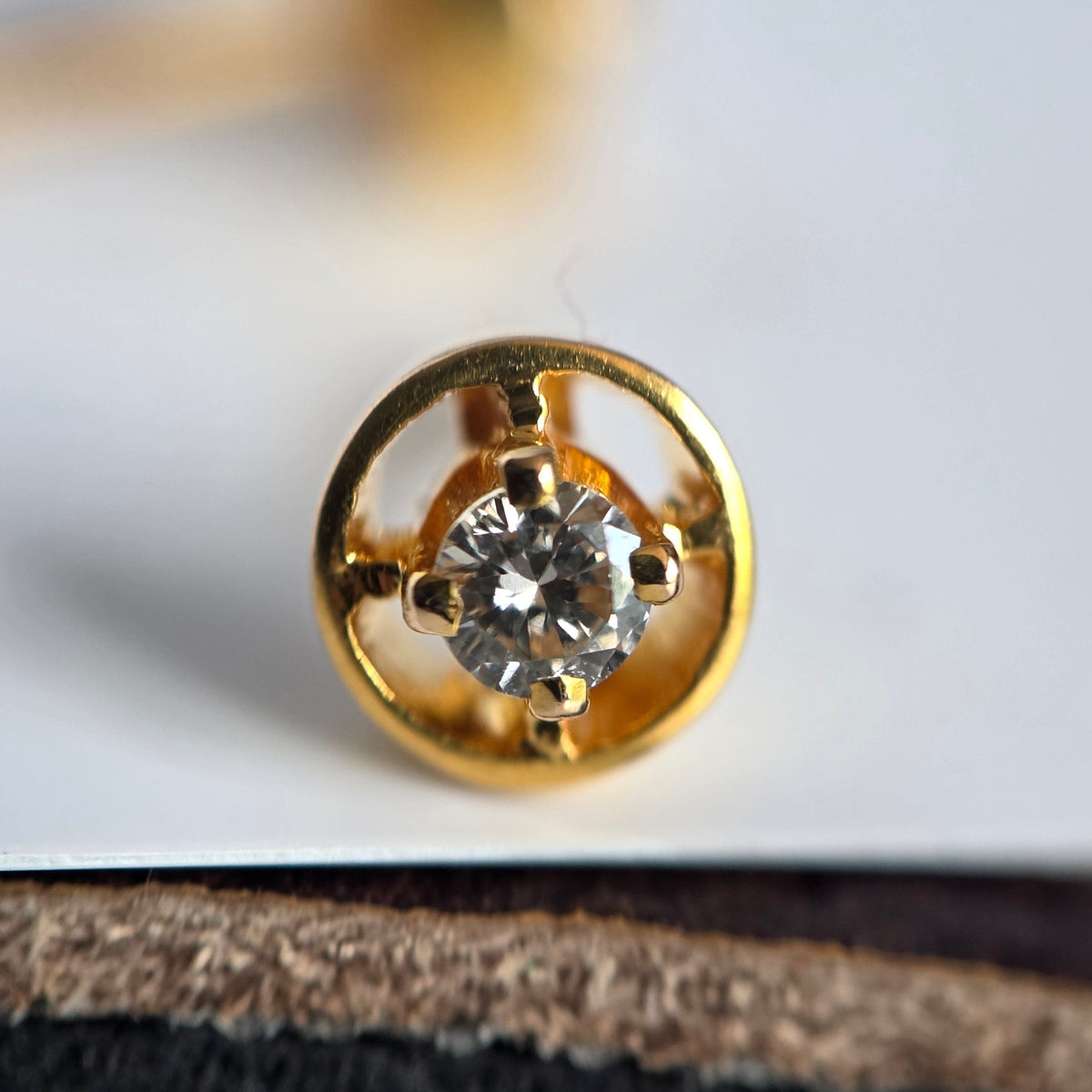Gorgeous 14k Gold Diamond Dainty Studs Earrings