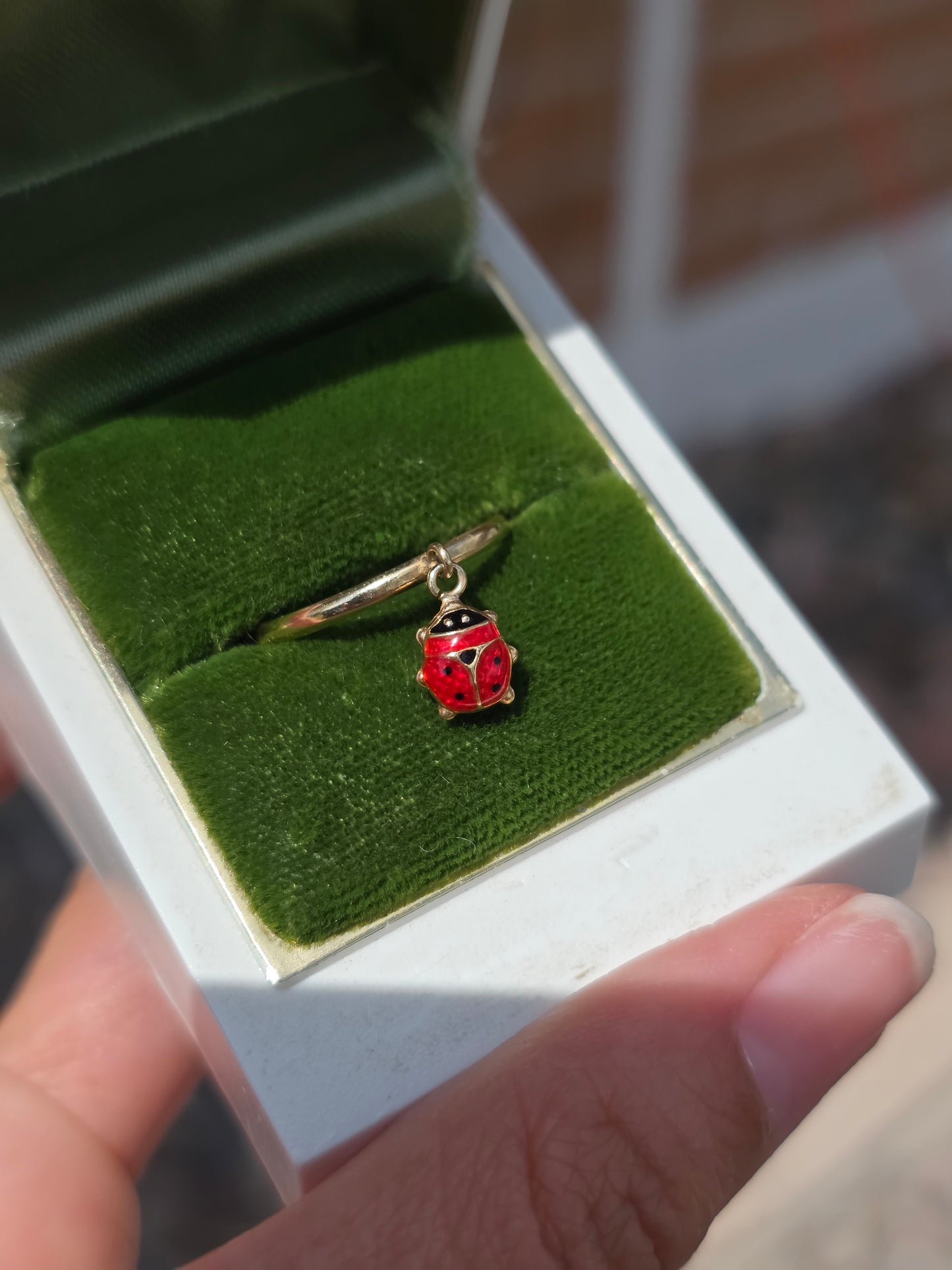 Adorable 10k Gold Italian Made Enamel Ladybug Charm Dangle Ring Size Size 7
