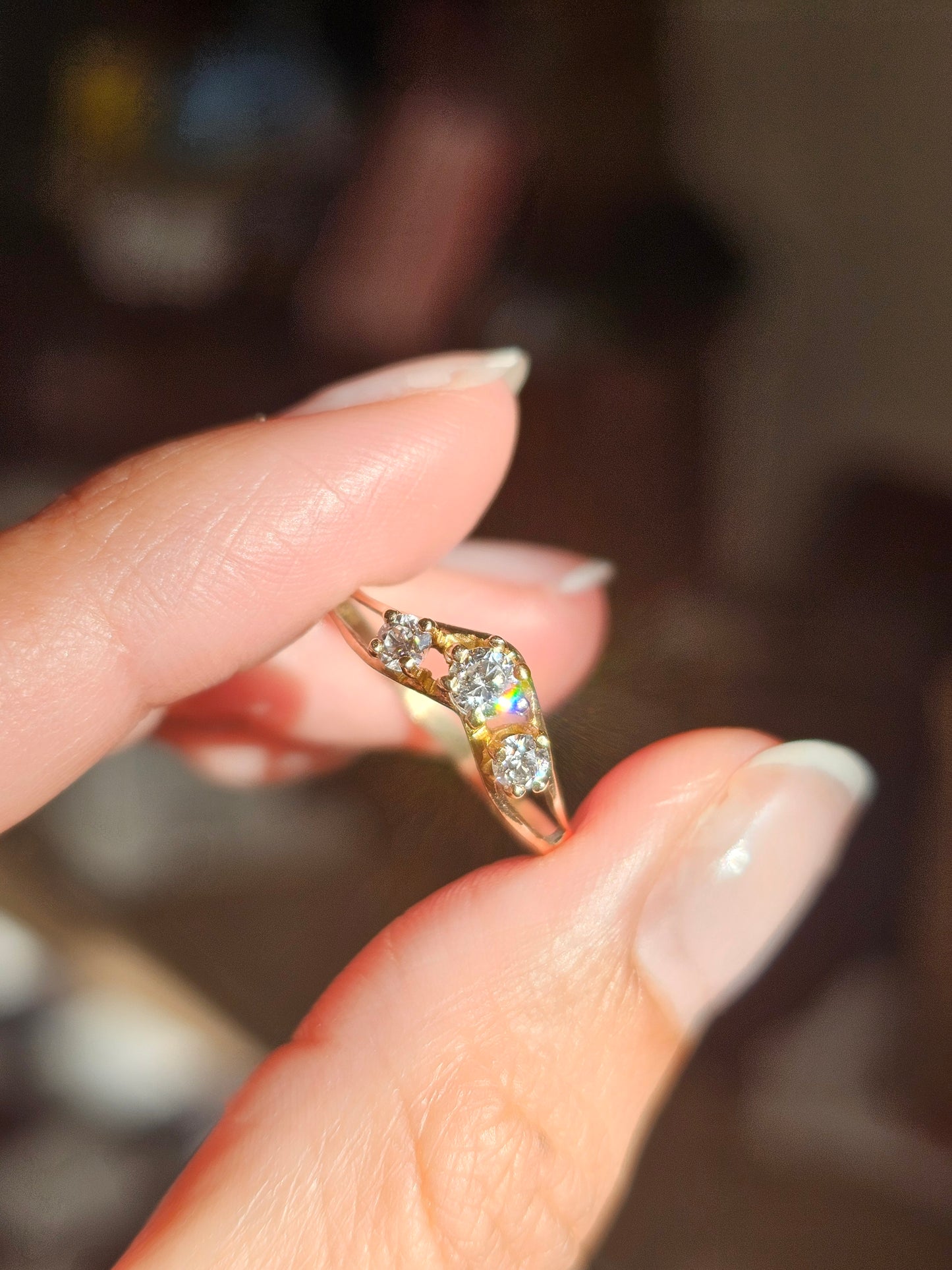 10k Gold CZ Stone Ring Size 8.25