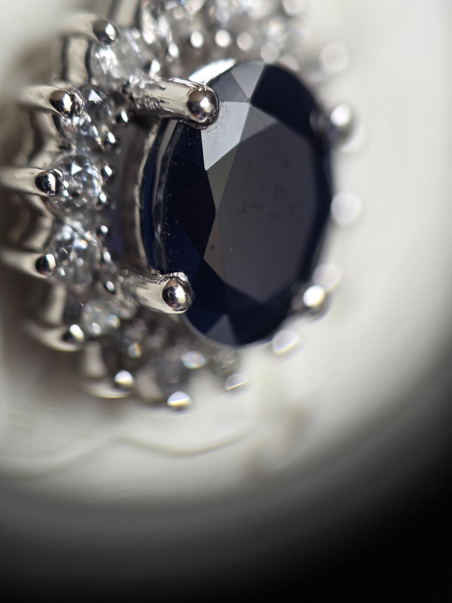 Beautiful 14k White Gold 2.44TCW Dark Blue Sapphire and Diamond Halo Pendant Necklace With 16" Cable Chain