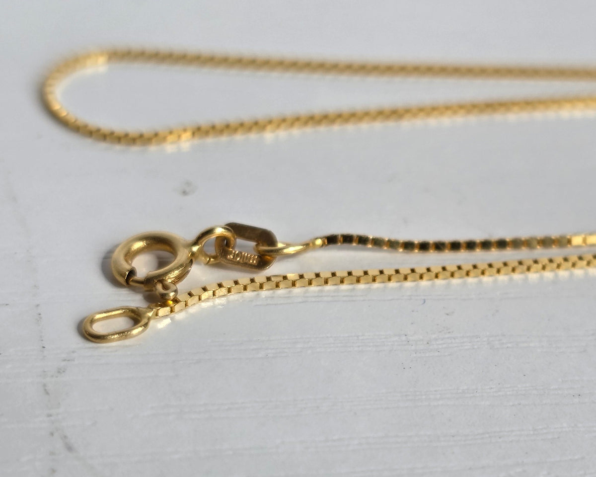Vintage 14k Gold 0.7mm Milor Italian Box Chain 16"