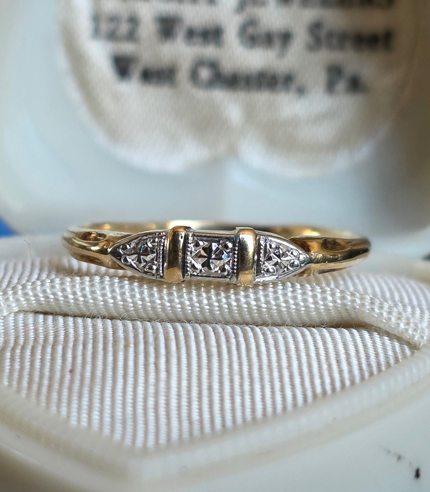 Pretty Vintage Two Toned 14k Gold Stacker Band Size 7.5