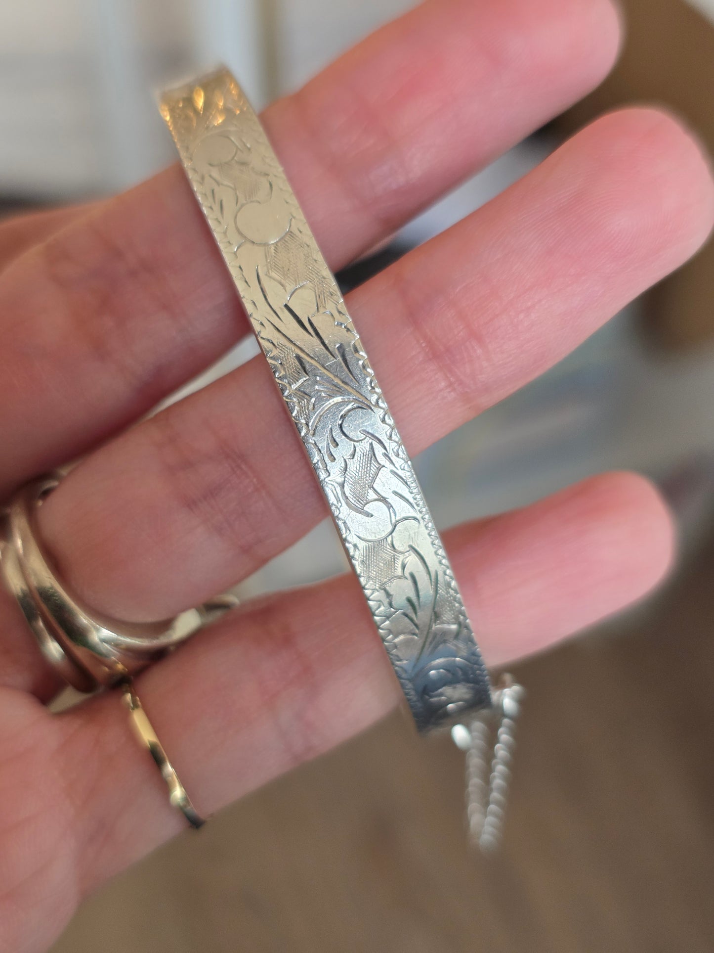 Sterling Silver Vintage Floral Etched Bangle Bracelet 6.75"