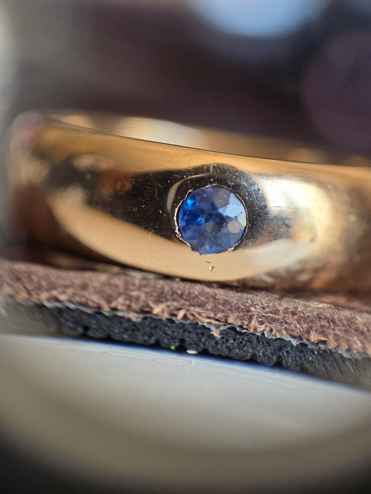 Vintage 14k Gold Flush Set Sapphire Ring Size 4.5