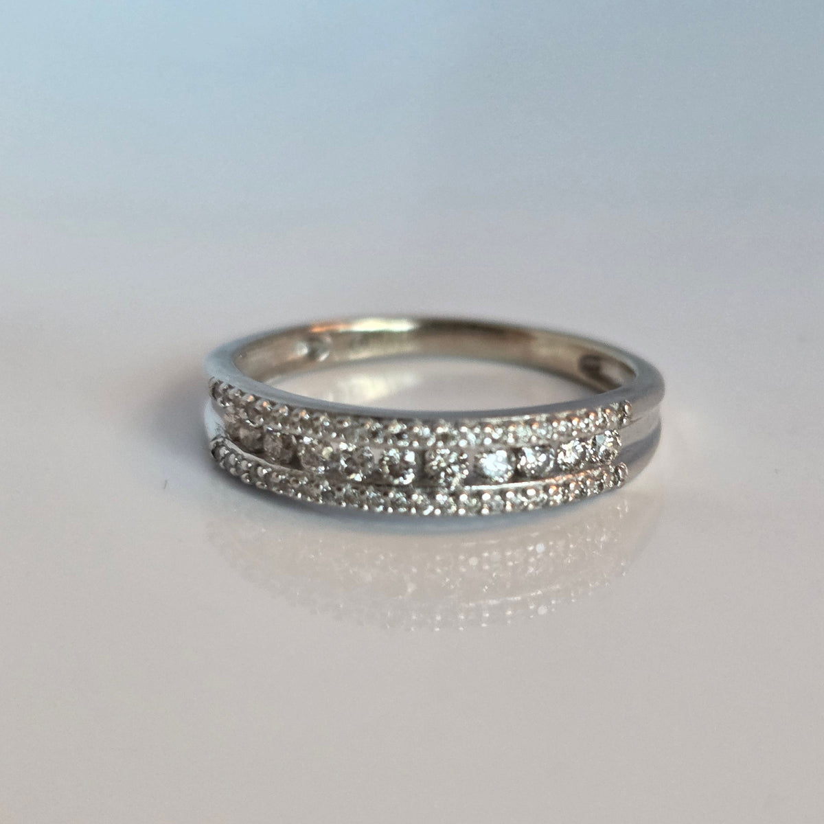 Beautiful Sparkling 14k White Gold Diamond Band Size 5.5