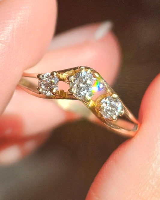 10k Gold CZ Stone Ring Size 8.25