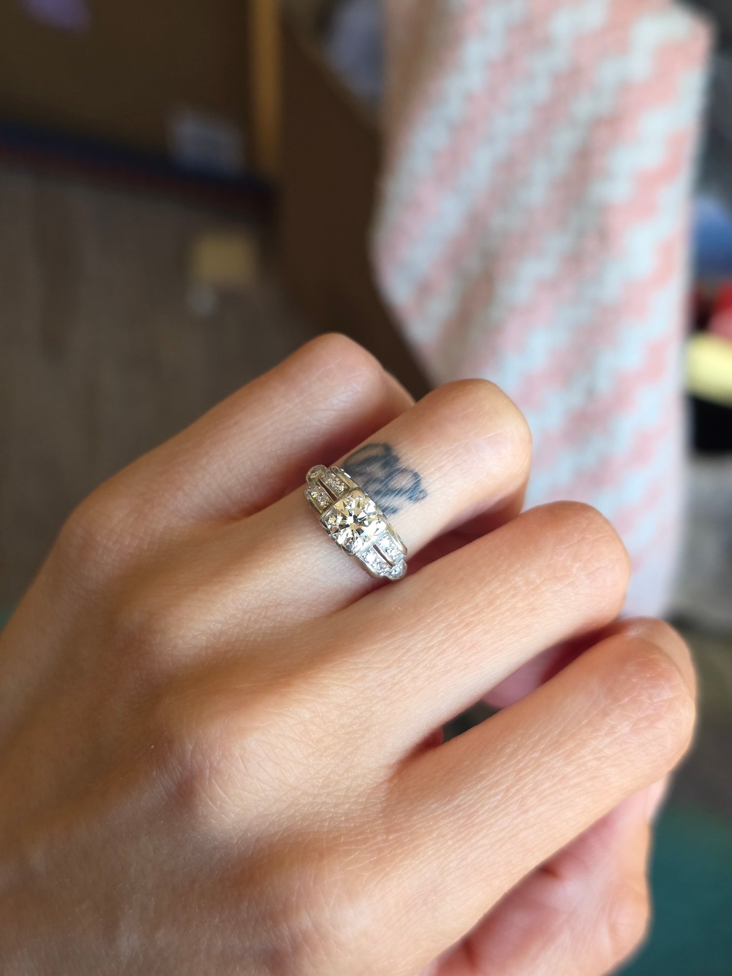 Stunning 1.0CTW OEC Art Deco Style Platinum Diamond Ring Size 4