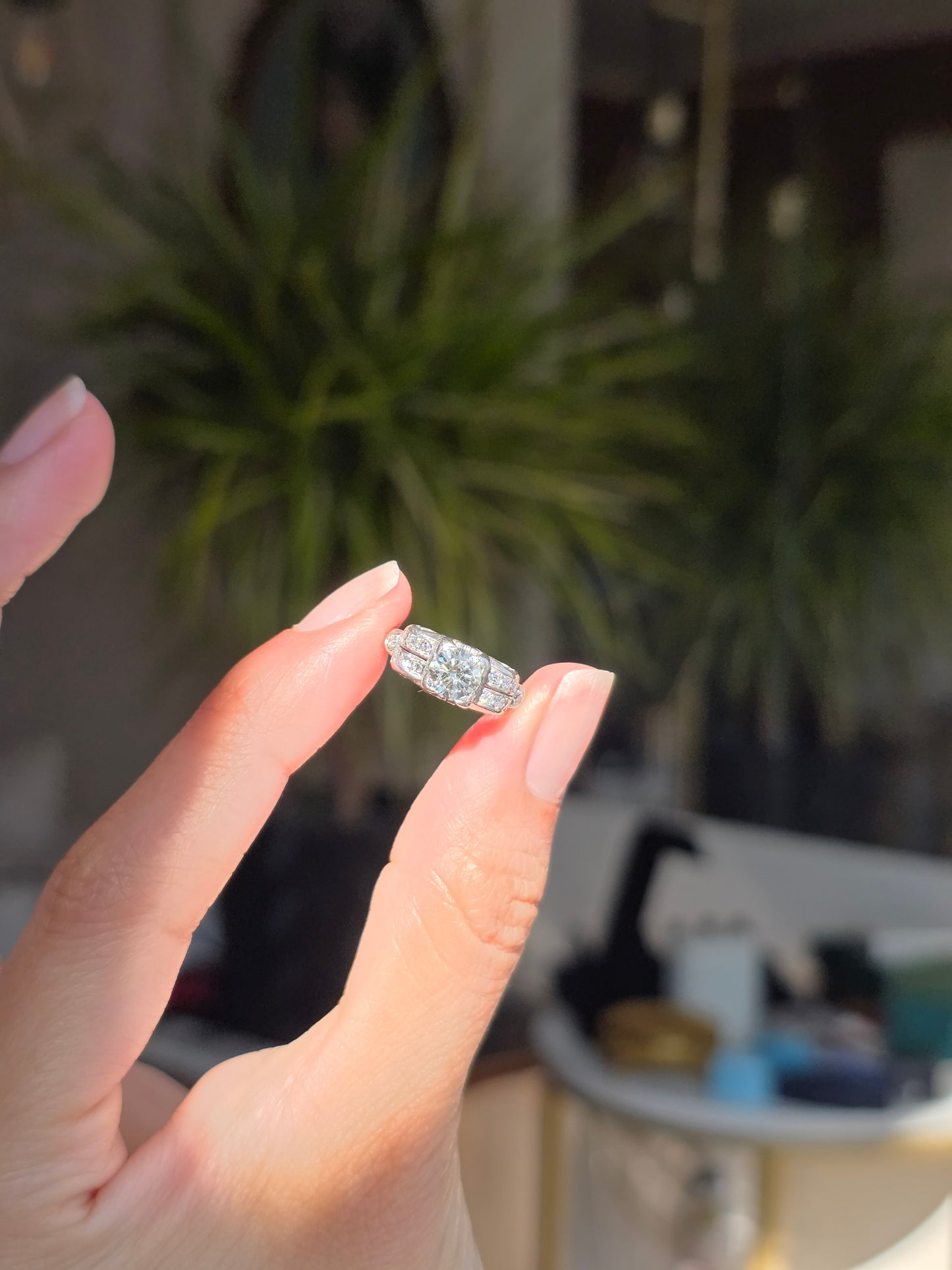 Stunning 1.0CTW OEC Art Deco Style Platinum Diamond Ring Size 4