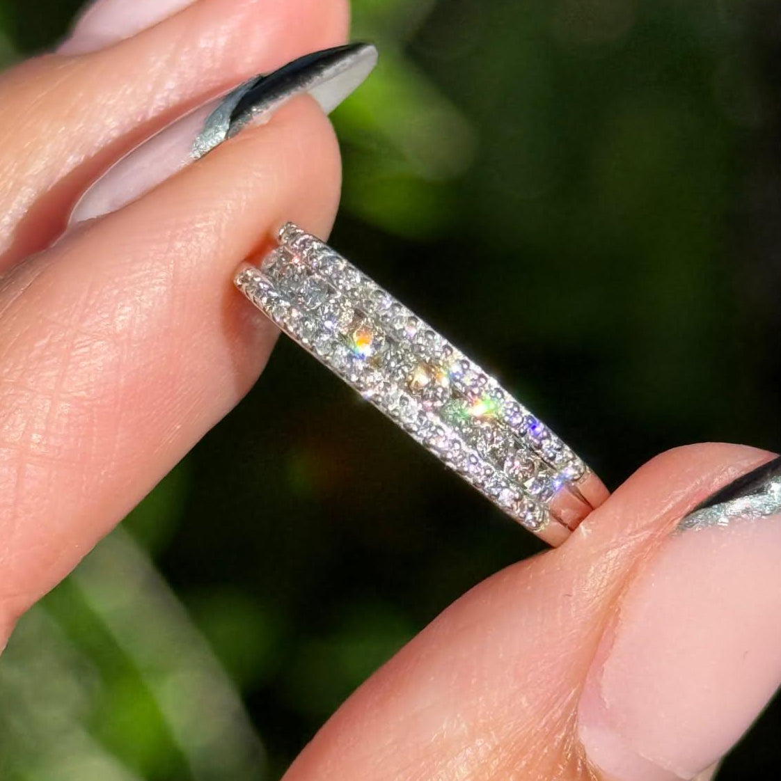 Beautiful Sparkling 14k White Gold Diamond Band Size 5.5