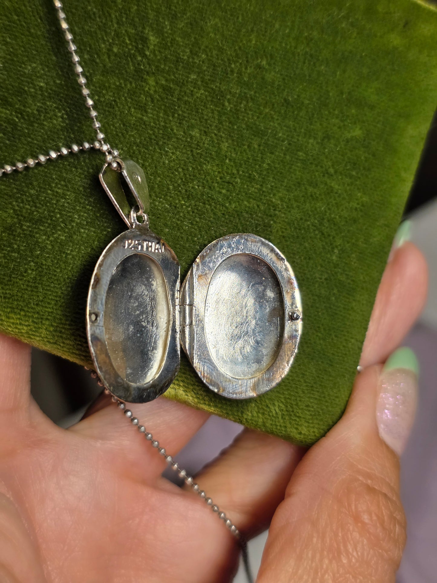 Pretty Floral Sterling Silver Oval Locket Pendant (NO CHAIN)