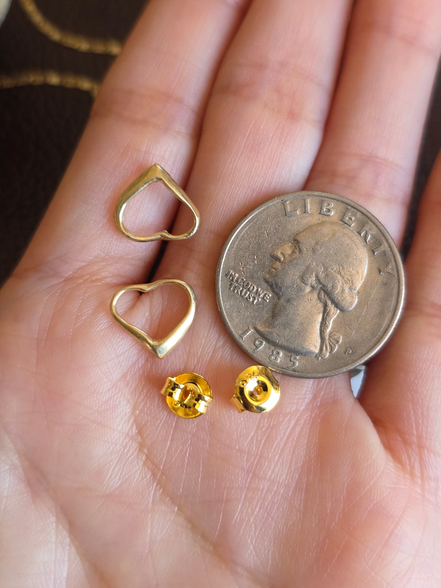 Lovely Minimalist Style Dainty 14K Gold Heart Cut Out Stud Earrings