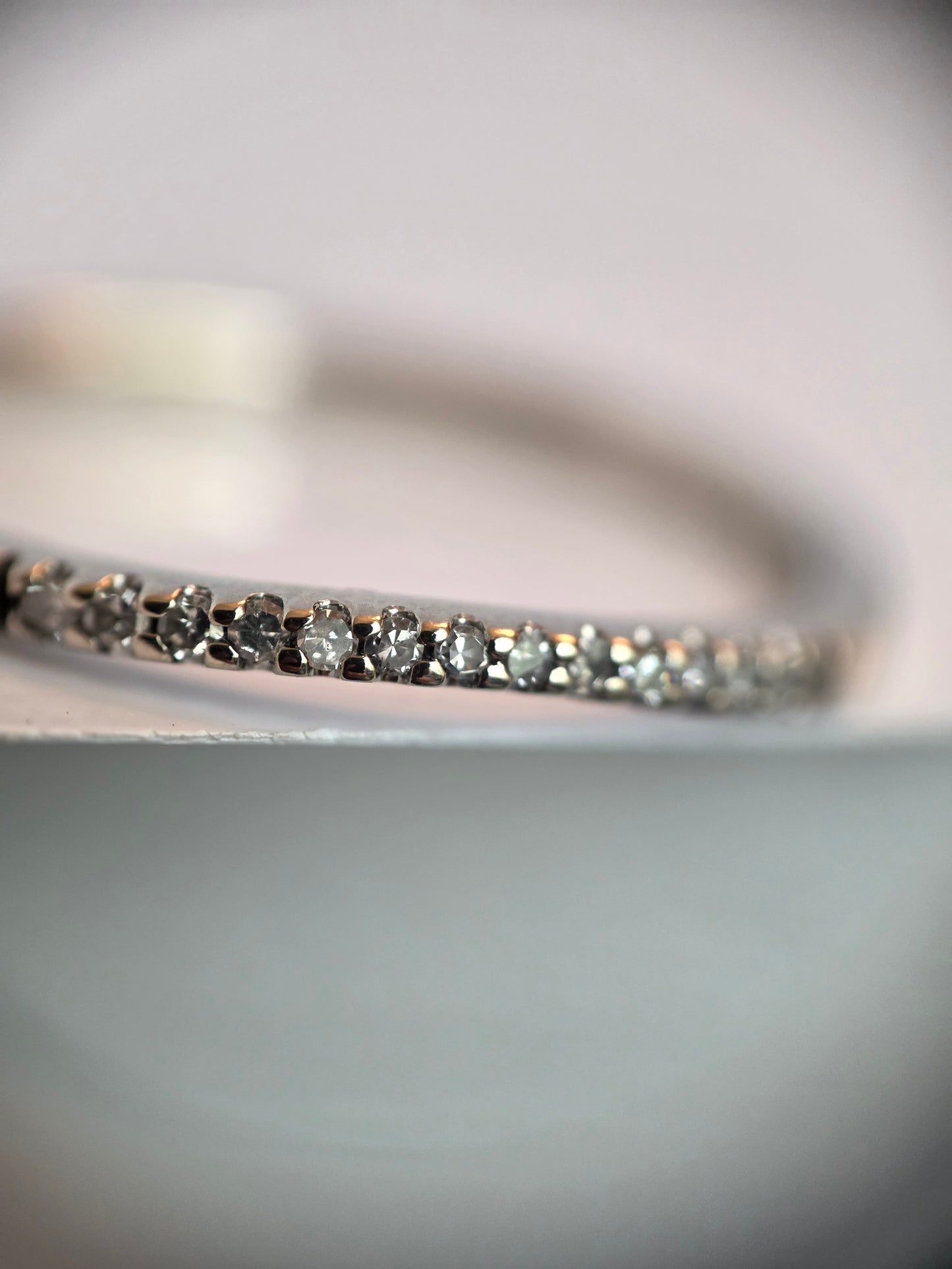 10k Gold Diamond Curved Skinny Stacker Band Ring Size 7