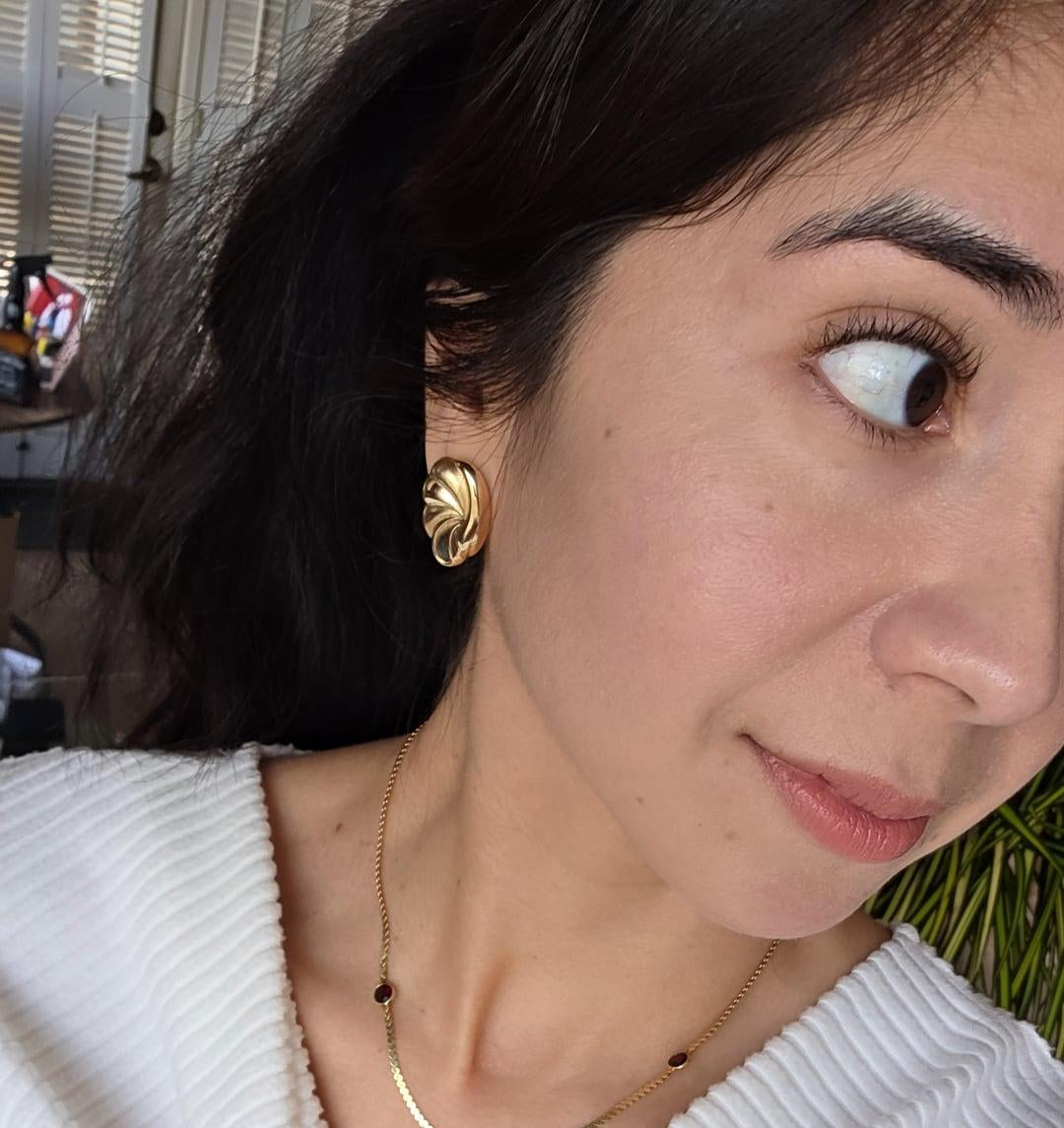 14k Gold Pretty Vintage "Wing" Style Hollow Swirl Large Statement Post Earrings