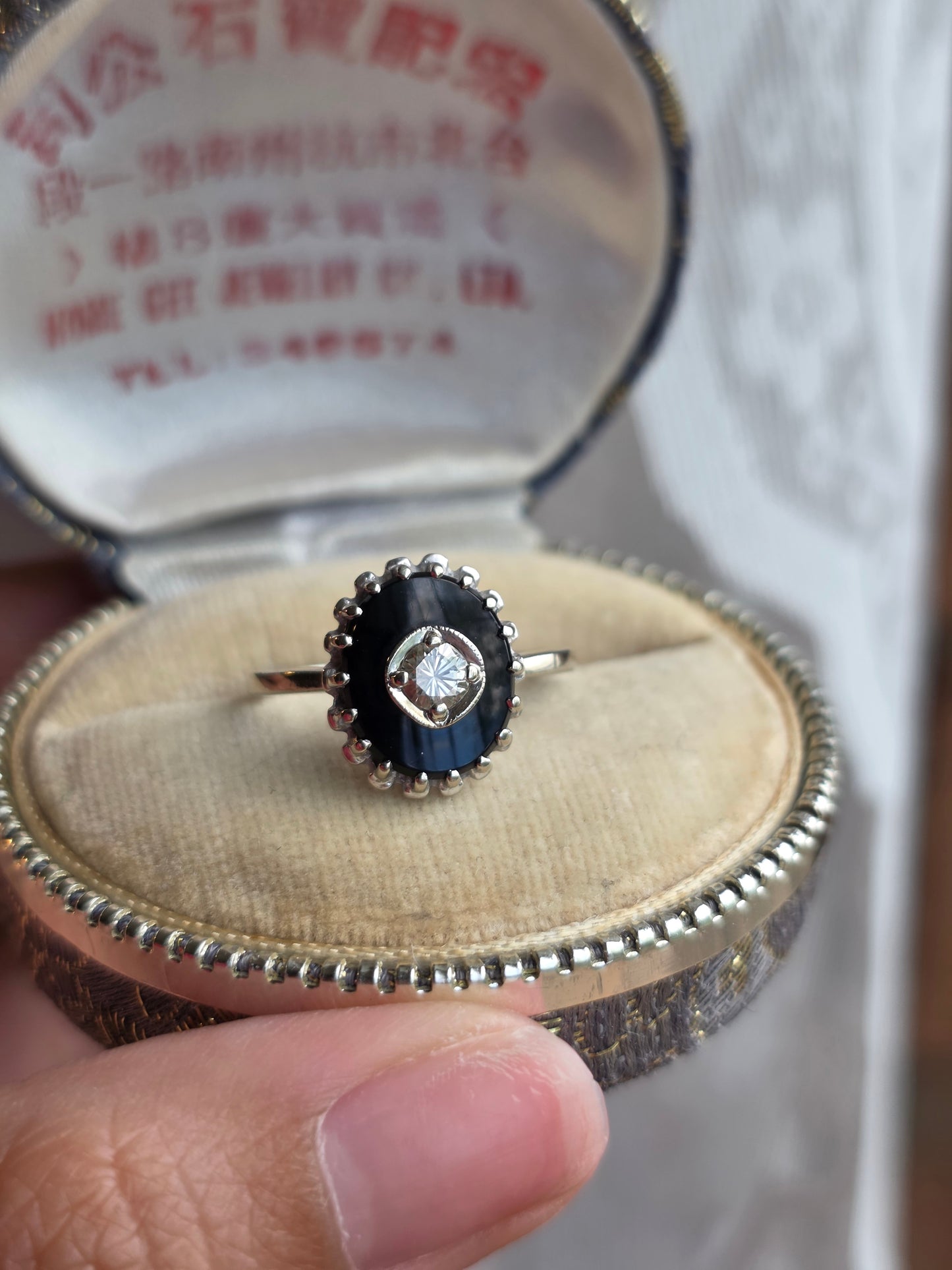 Stunning 10k White Gold Black Onyx And Diamond Statement Ring Size 8