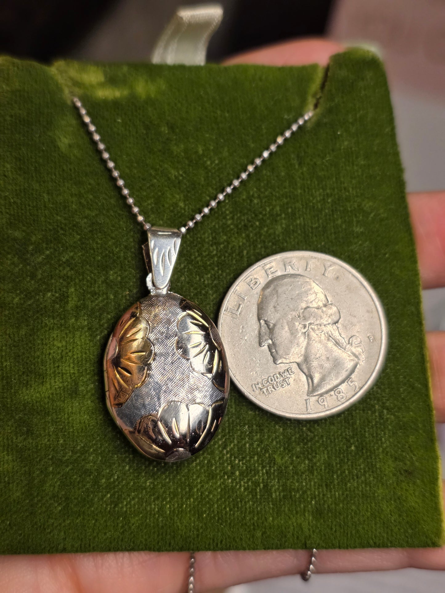 Pretty Floral Sterling Silver Oval Locket Pendant (NO CHAIN)