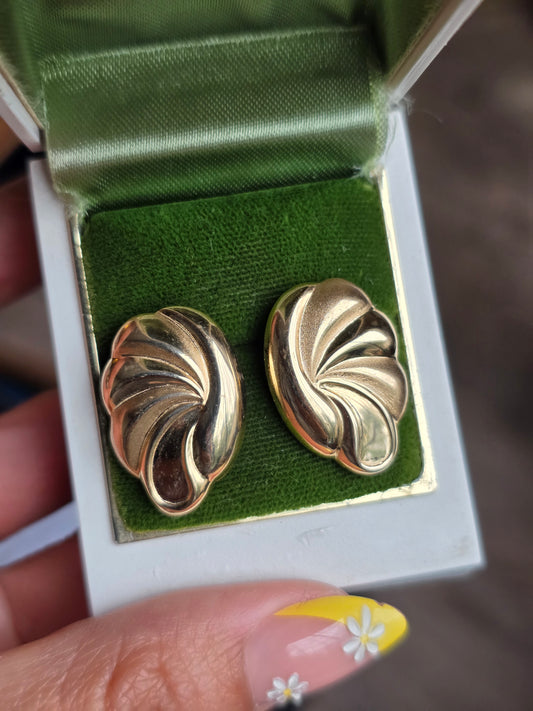 14k Gold Pretty Vintage "Wing" Style Hollow Swirl Large Statement Post Earrings