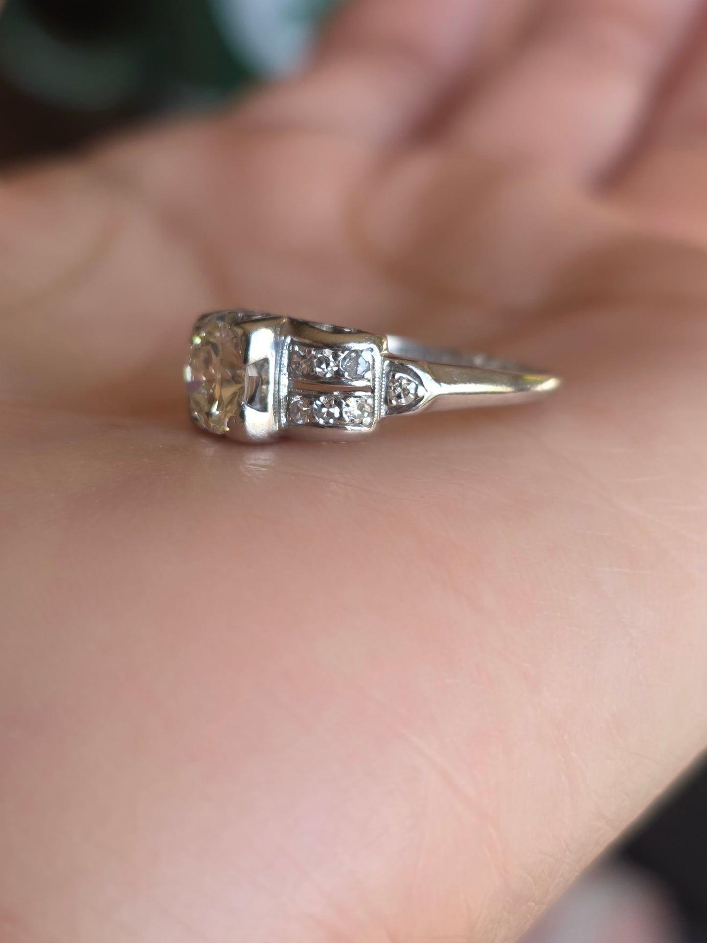 Stunning 1.0CTW OEC Art Deco Style Platinum Diamond Ring Size 4