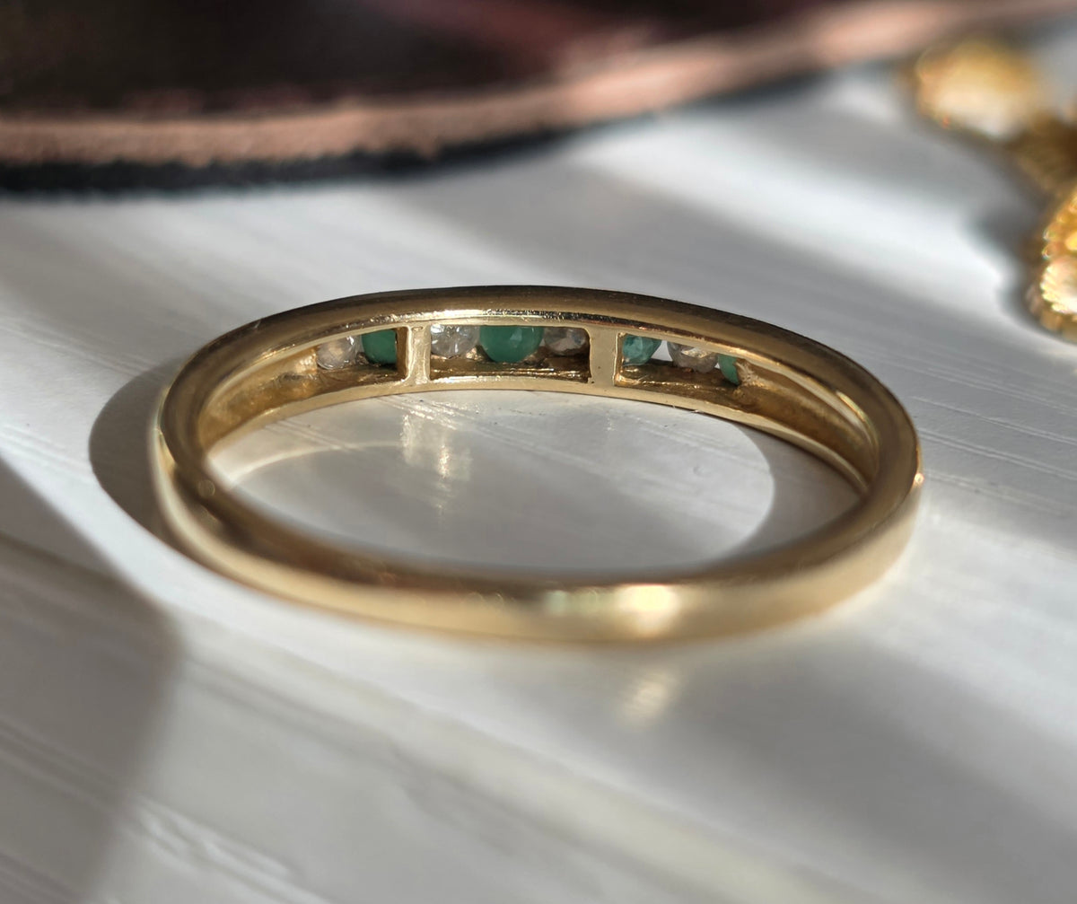 Lovely 10k Gold Channel Set Emerald and Diamond Stacker Band Ring Size 8.75