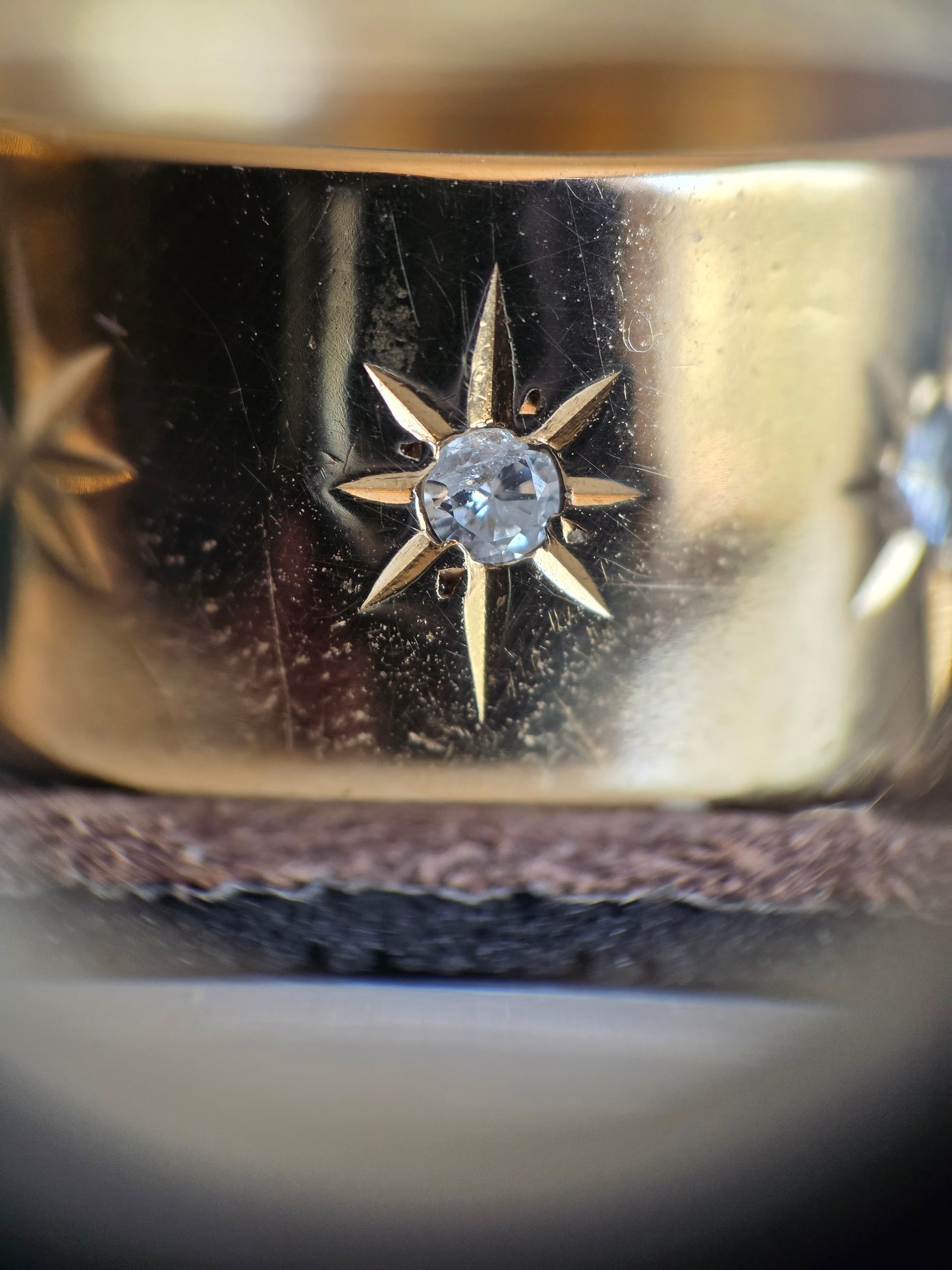 Gorgeous 14k Gold Starset Diamond Starburst Wide 10mm Chunky Cigar Band Hefty Ring Size 7