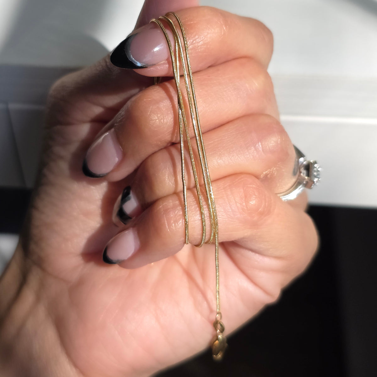 14k Gold UNOAERRE Dainty 0.8mm Snake Chain 21.5"
