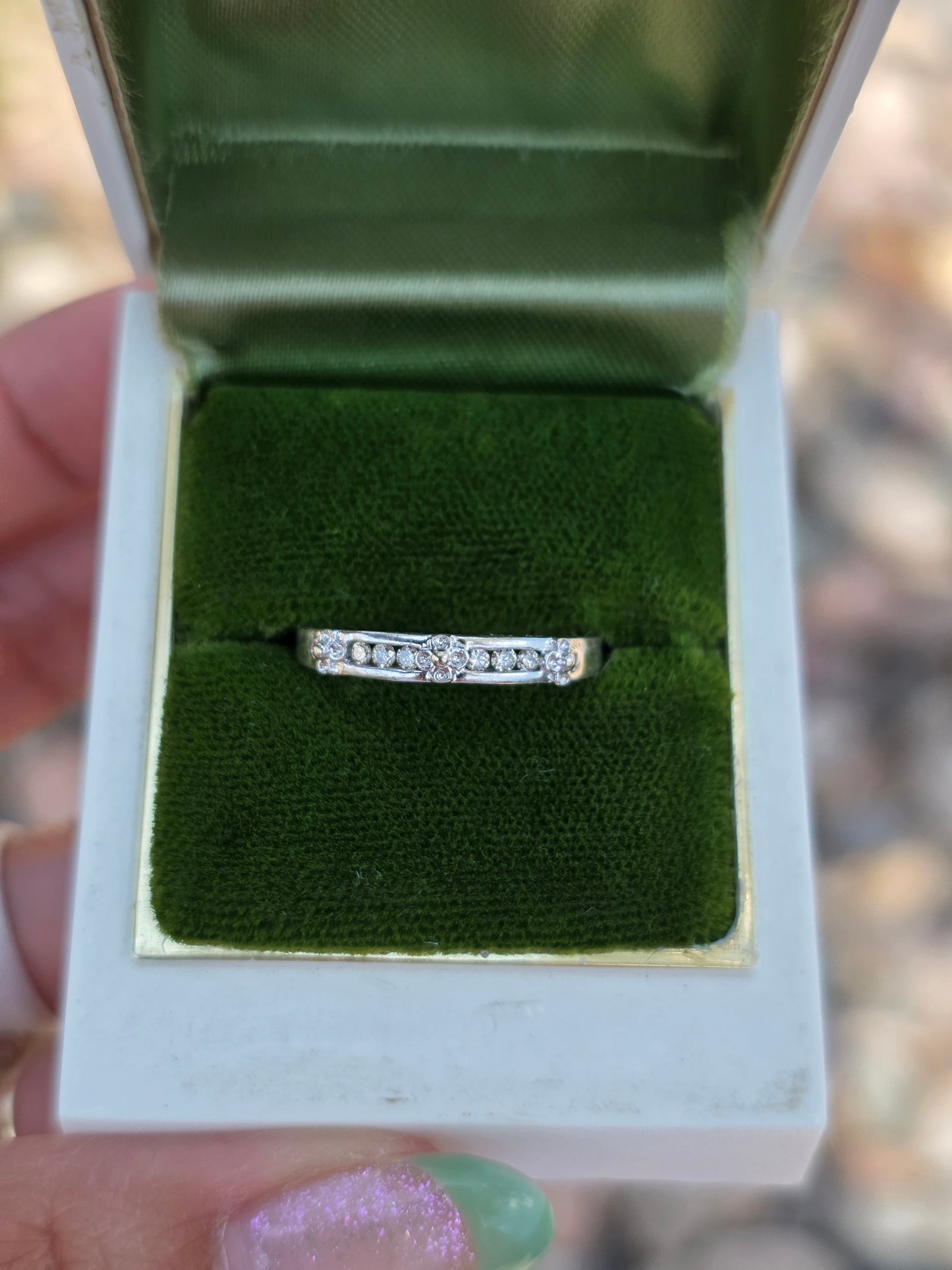 Pretty Flowers Diamond Stacker 10k White Gold Ring Size 7