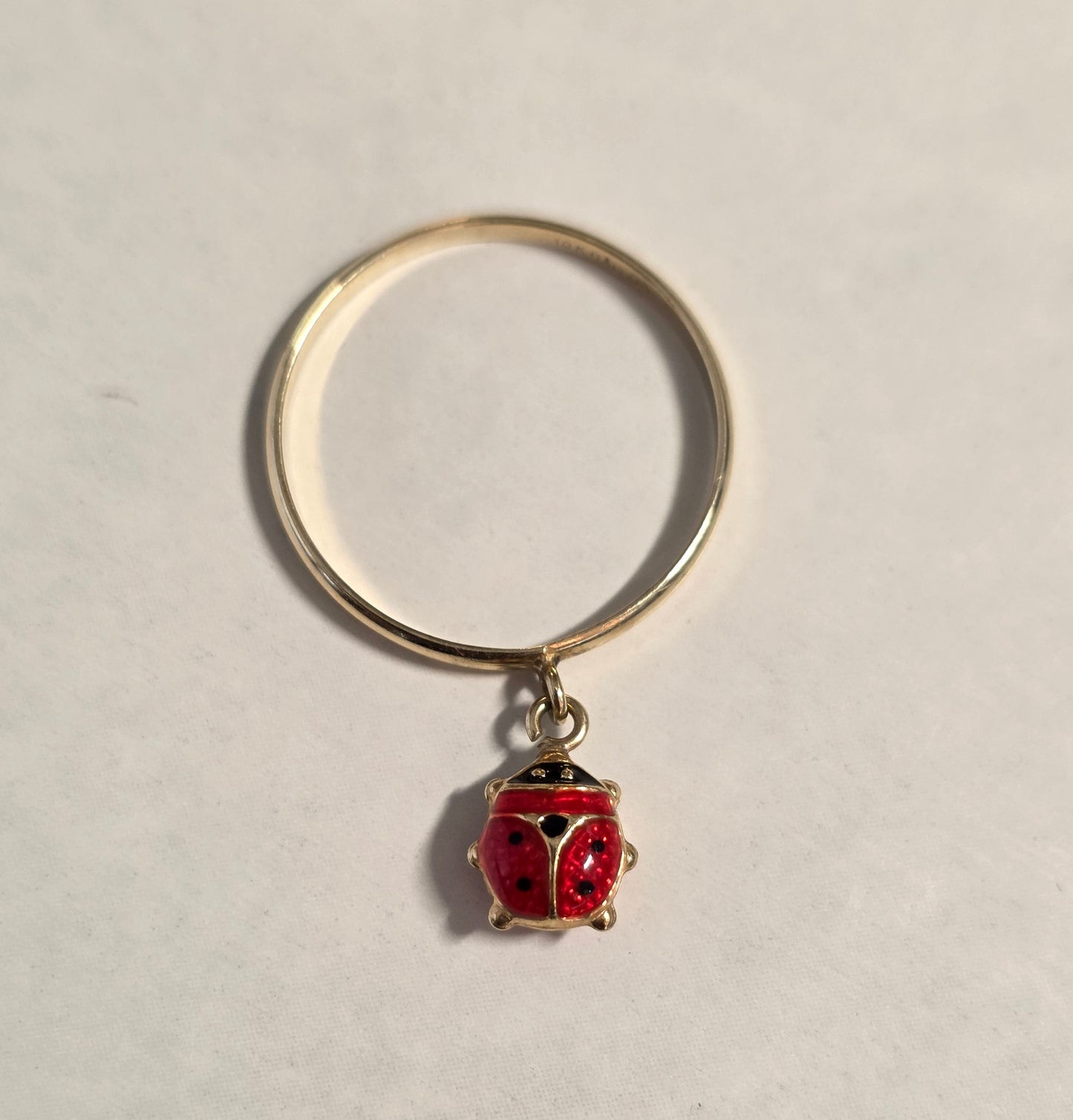 Adorable 10k Gold Italian Made Enamel Ladybug Charm Dangle Ring Size Size 7