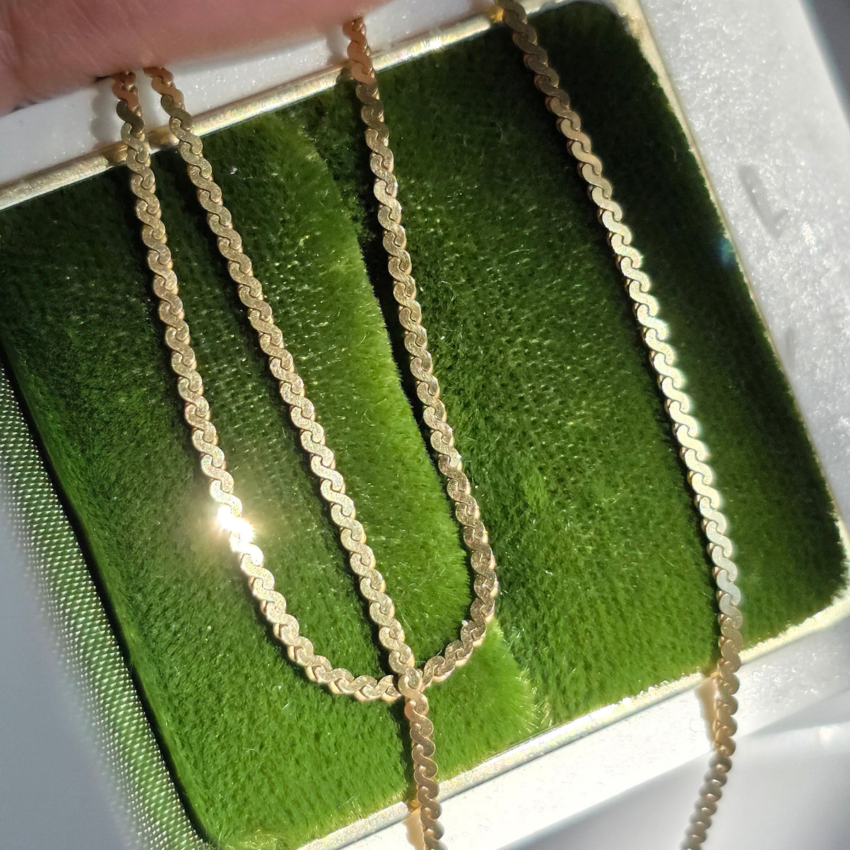 Italian Made 14k Gold Flat 1.3mm Serpentine Chain 18"