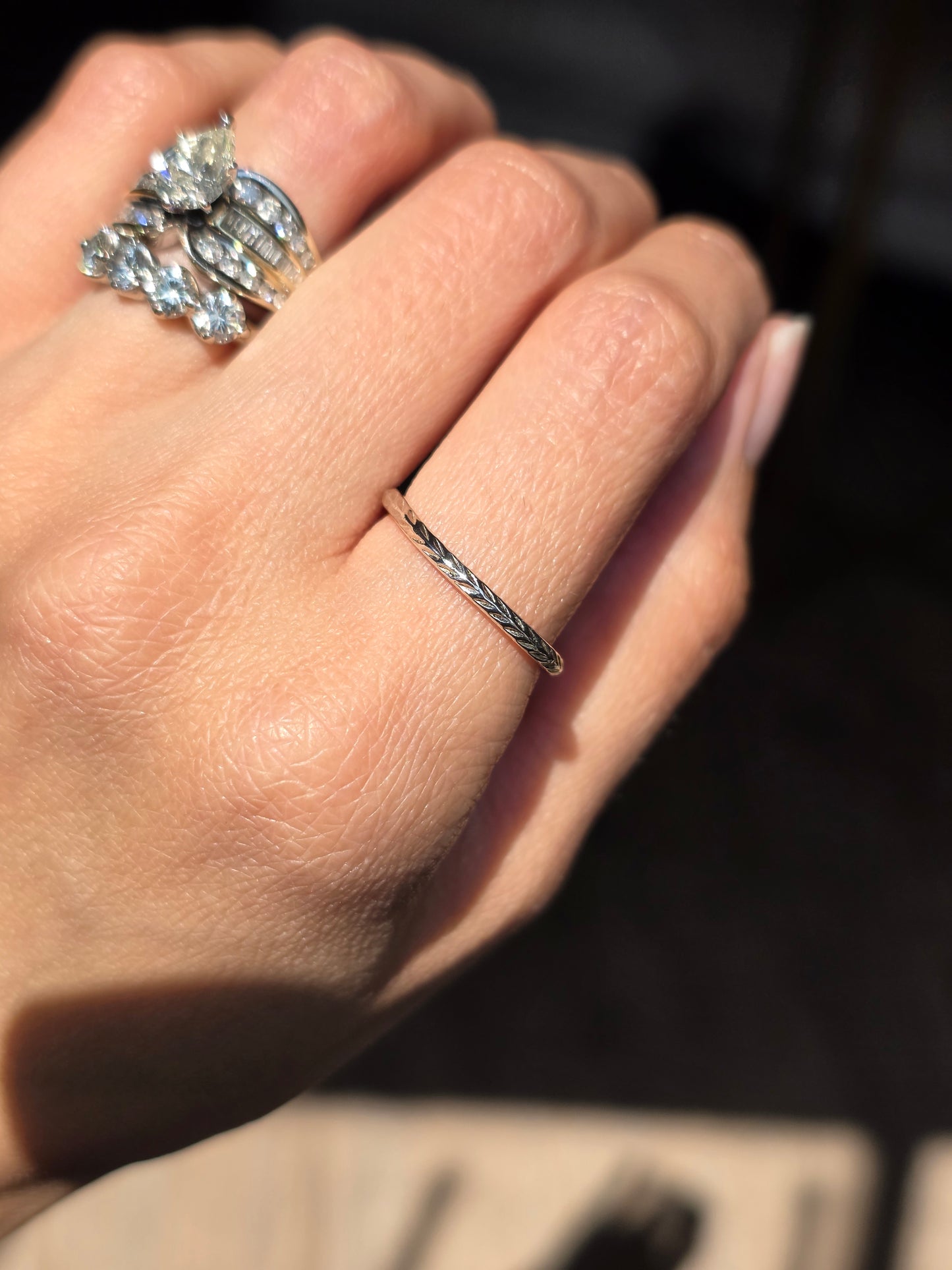Sterling Silver Chevron / Leaf Carved Full Eternity Band Skinny Stacker Ring Size 7