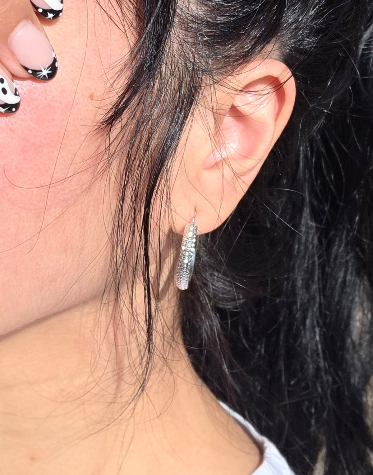 14k White Gold Shimmering Diamond Cut 24mm Hoops