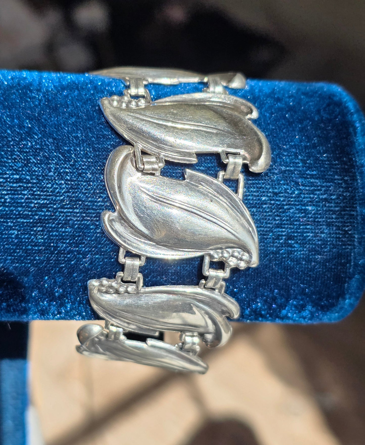 Vintage Sterling Silver Leaf Panel Large Statement Bracelet 6.5"